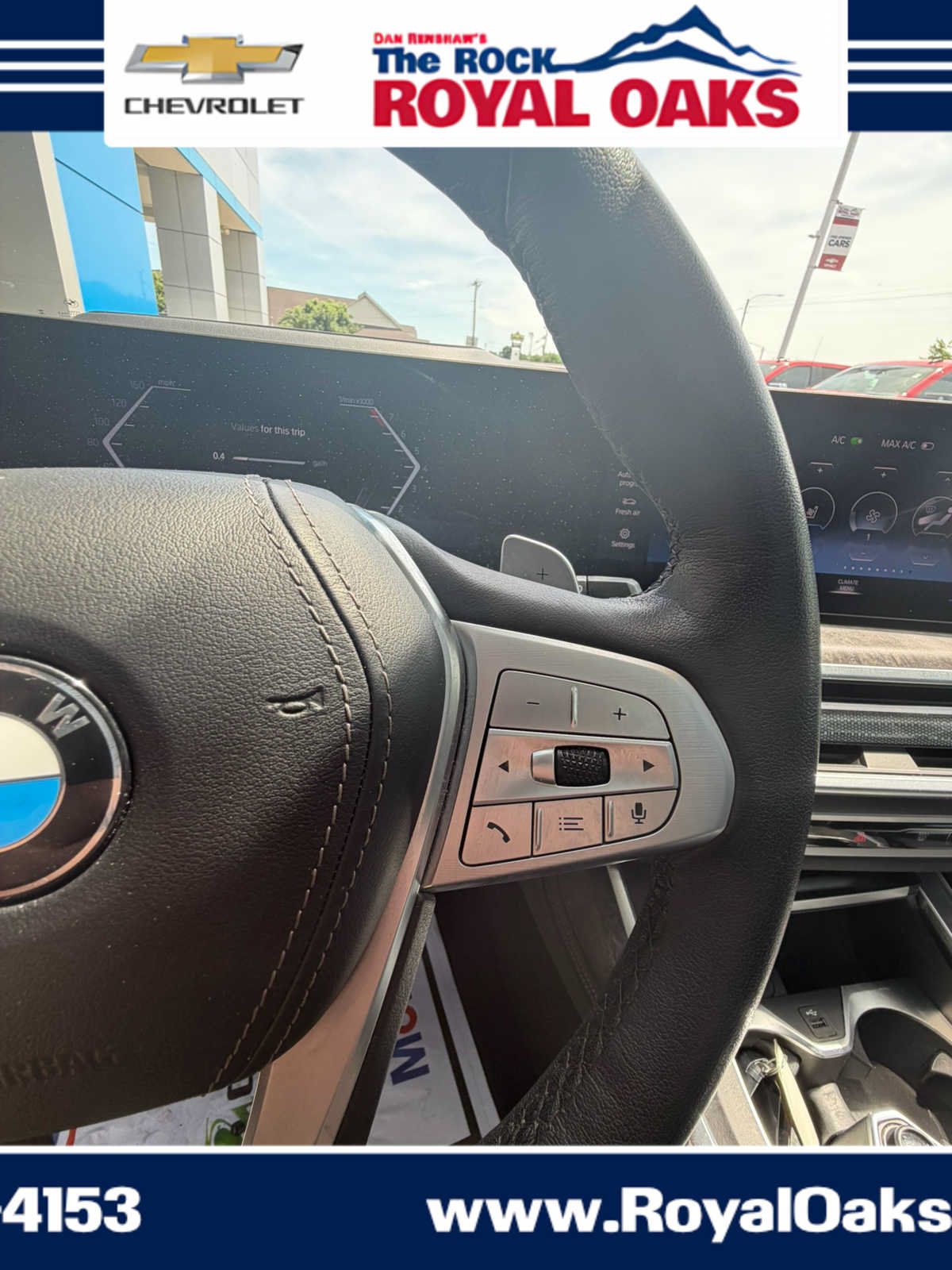 Used 2023 BMW X7 xDrive40i w/ Premium Package AWD/4WD image 17