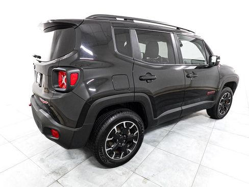 Used 2023 Jeep Renegade Trailhawk AWD/4WD image 7