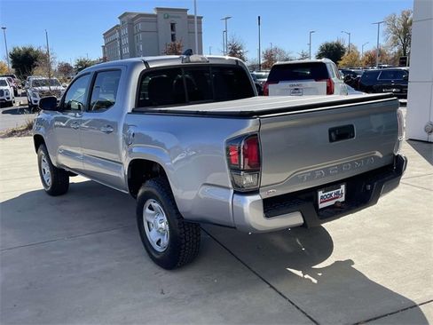 Used 2020 Toyota Tacoma SR5 image 8