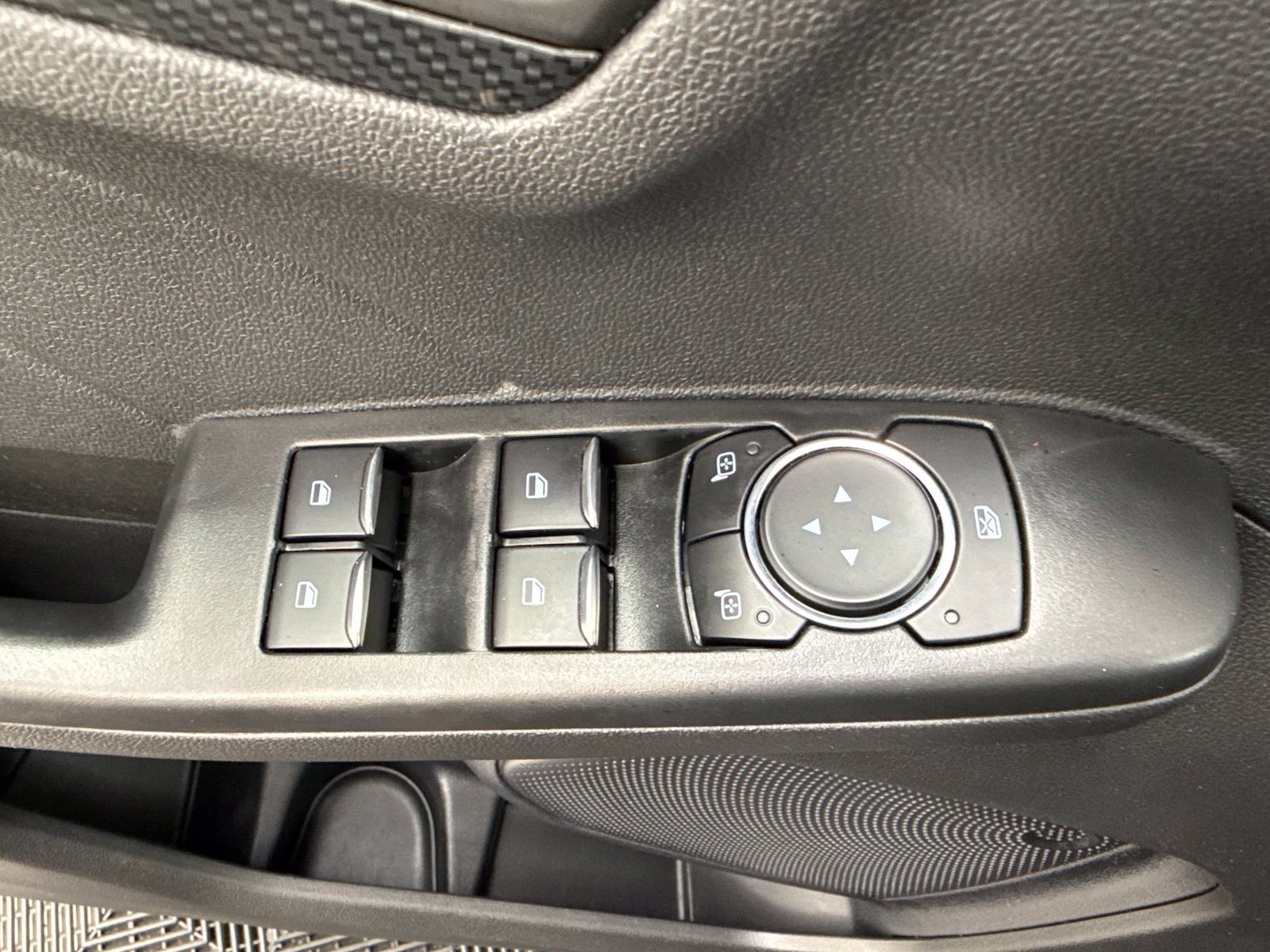 Used 2024 Ford Escape ST-Line w/ Tech Pack #1 FWD image 16