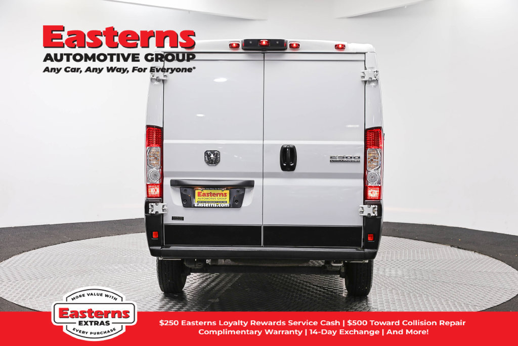 Used 2025 RAM ProMaster 2500 w/ Convenience Group FWD image 6