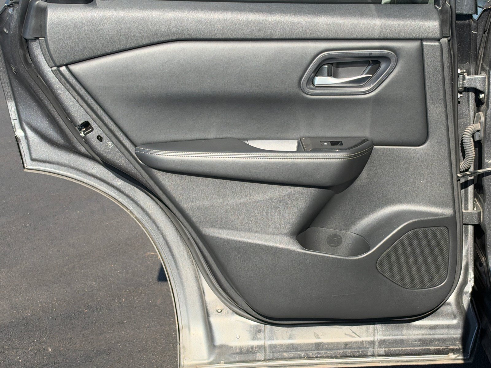 Used 2024 Nissan Rogue SV AWD/4WD image 22