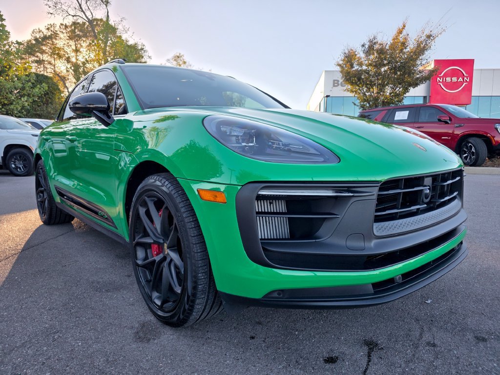Used 2025 Porsche Macan GTS AWD/4WD image 2
