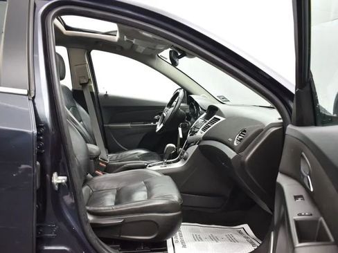 Used 2016 Chevrolet Cruze LT w/ Sun, Sound and Sport Package image 16