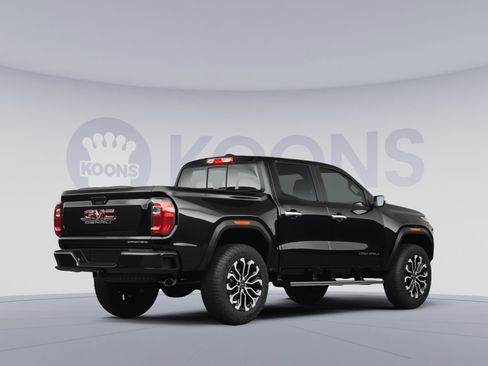 New 2026 GMC Canyon Denali image 4