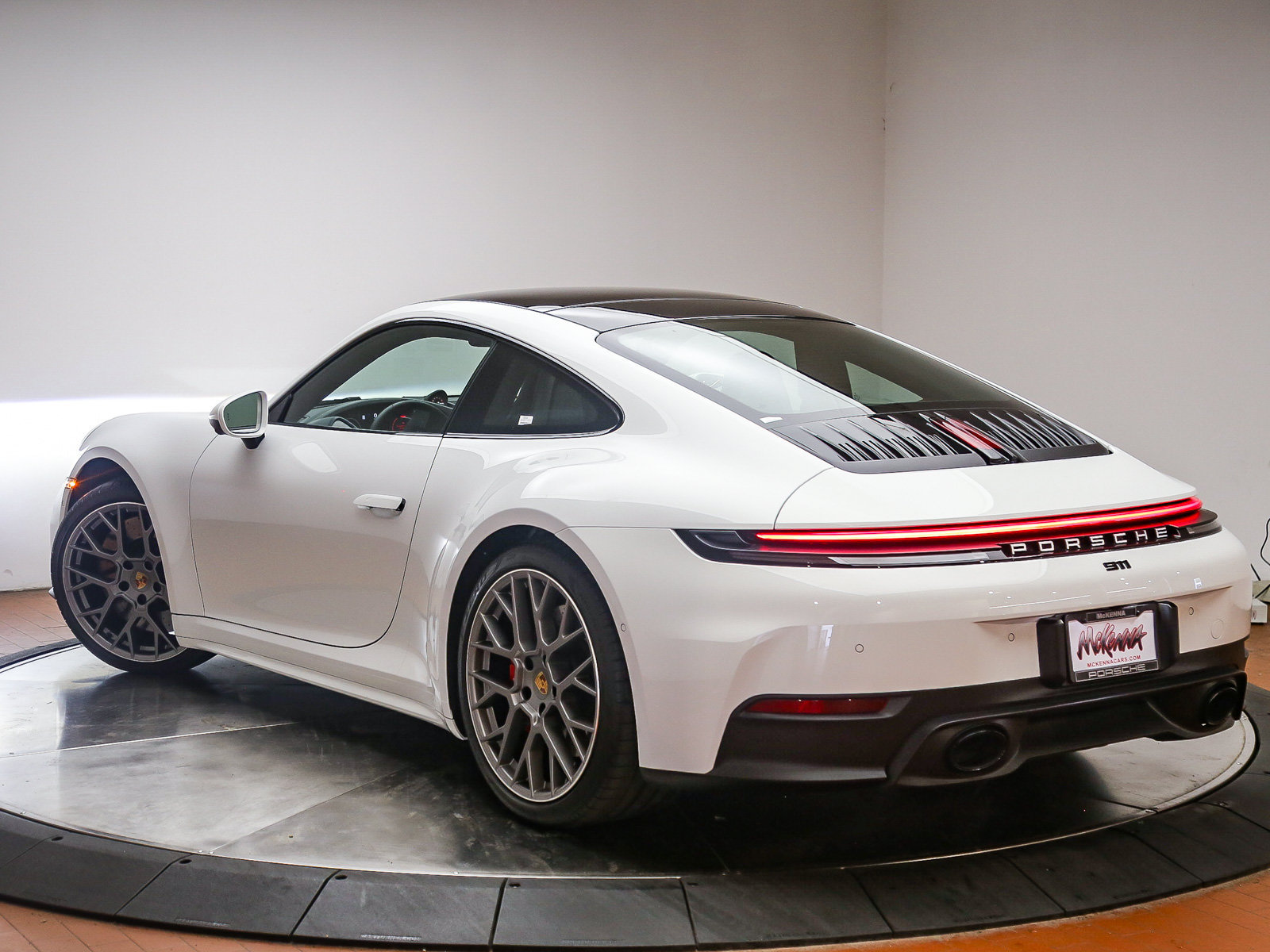 Certified 2026 Porsche 911 Carrera S RWD image 6