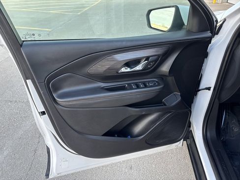 Used 2019 GMC Terrain SLT image 11
