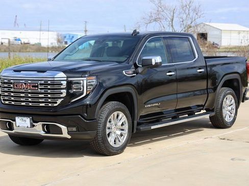 New 2026 GMC Sierra 1500 Denali image 3