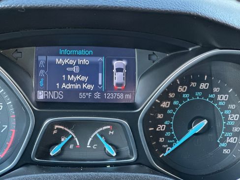 Used 2012 Ford Focus SEL image 26