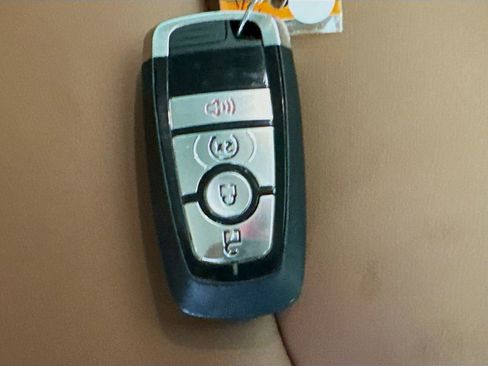 Used 2024 Ford Maverick Lariat FWD image 35