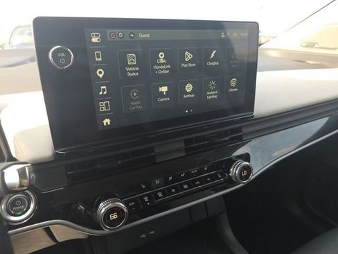 Used 2024 Honda Prologue Touring image 10