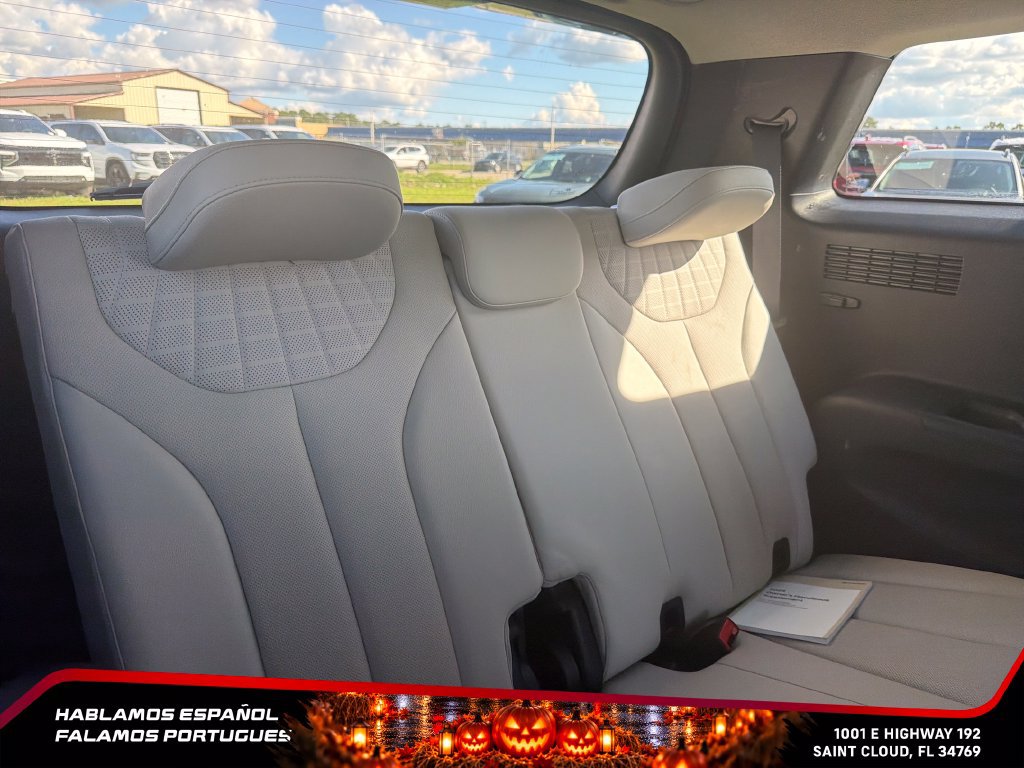 Used 2024 Hyundai Palisade Limited AWD/4WD image 30