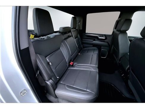 Used 2024 Chevrolet Silverado 3500 LTZ image 23