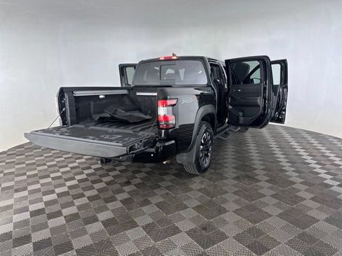 Used 2024 Nissan Frontier PRO-4X w/ Pro Convenience Package AWD/4WD image 14