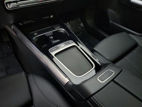 Certified 2026 Mercedes-Benz GLA 250 image 32