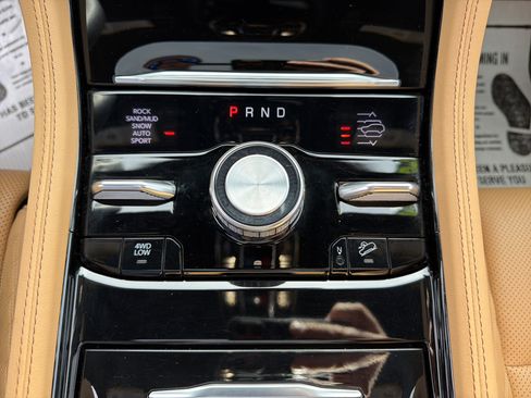 Used 2025 Jeep Grand Cherokee L Summit w/ Advanced Protech Group IV AWD/4WD image 27