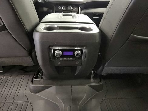Used 2023 GMC Yukon AT4 w/ Technology Package AWD/4WD image 37