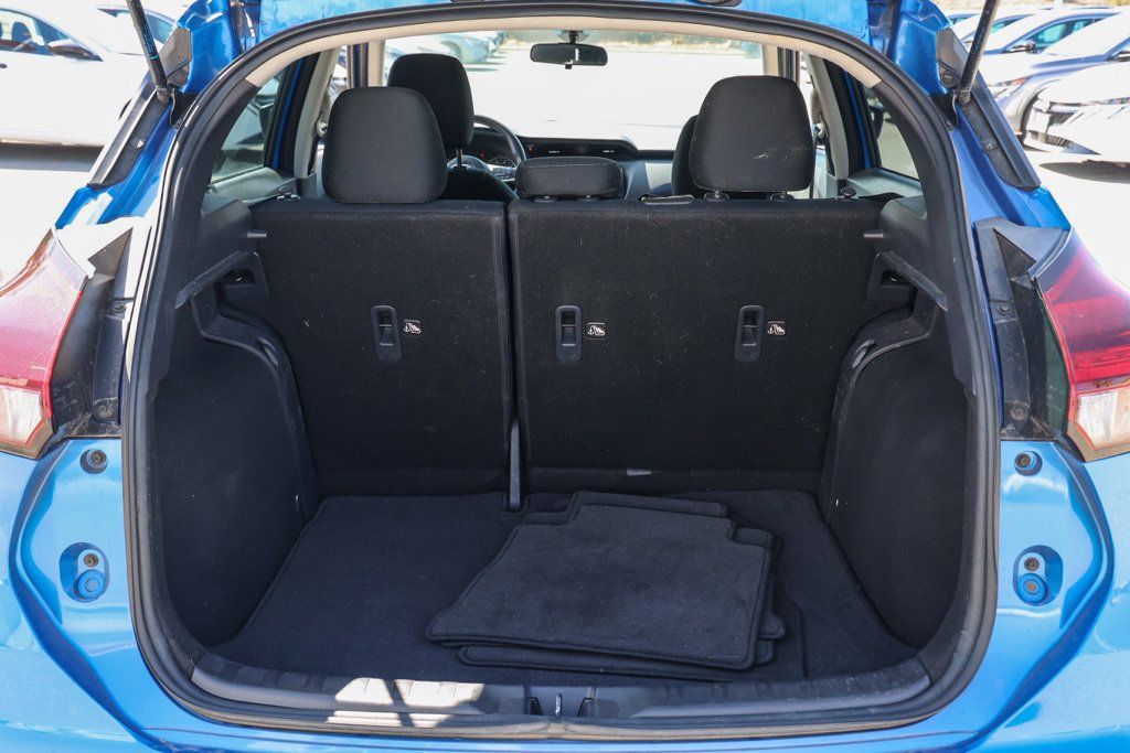 Used 2024 Nissan Kicks SV FWD image 17