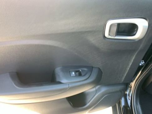Certified 2026 Hyundai Venue SEL FWD image 17