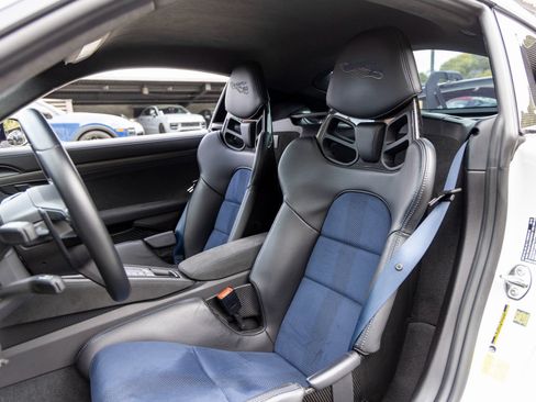 Certified 2023 Porsche 718 Cayman GT4 RS RWD image 5