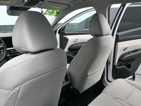 Used 2025 Hyundai Tucson SEL AWD/4WD image 22