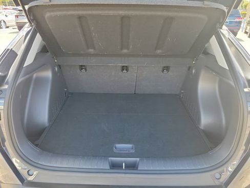 Used 2024 Hyundai Kona SEL AWD/4WD image 9