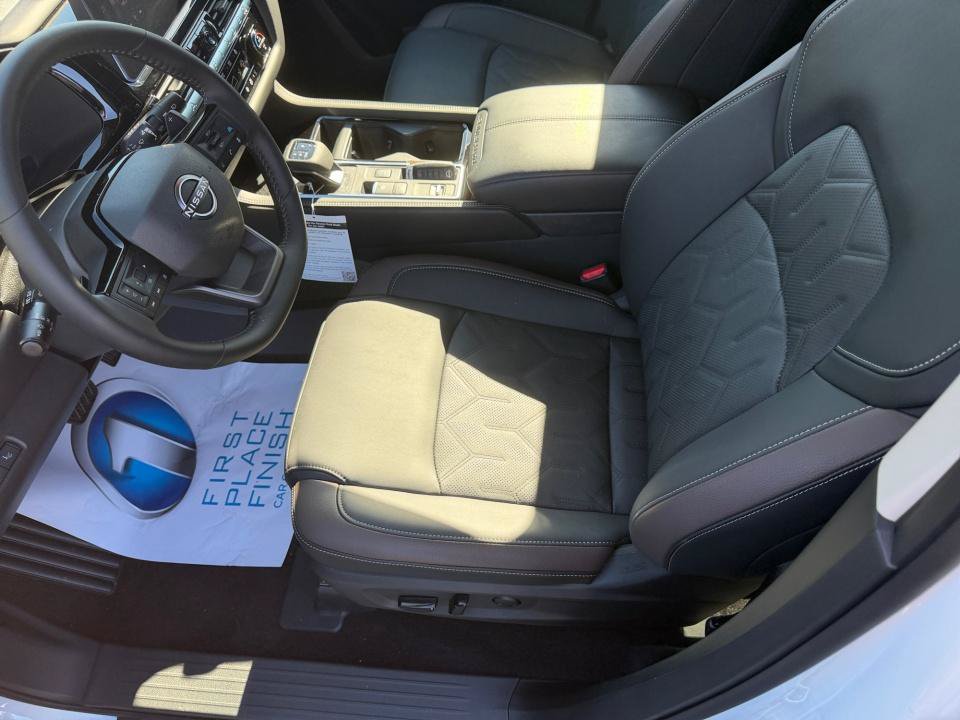 Used 2026 Nissan Pathfinder Platinum w/ Cargo Package FWD image 30