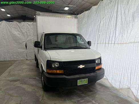 Used 2016 Chevrolet Express 3500 RWD image 29