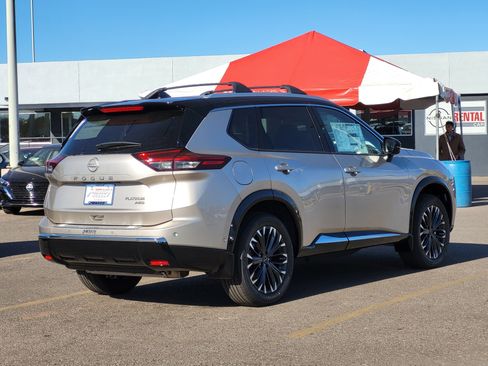 New 2026 Nissan Rogue Platinum w/ Platinum Premium Package image 5