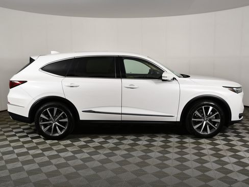 Certified 2025 Acura MDX SH-AWD w/ Technology Package image 5