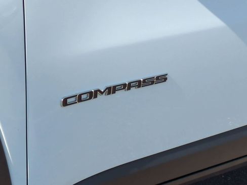 Used 2024 Jeep Compass Limited AWD/4WD image 13