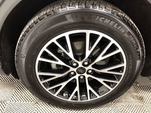 Used 2024 Ford Escape Base w/ PHEV Premium Package image 28