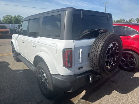 Used 2023 Ford Bronco Outer Banks AWD/4WD image 25