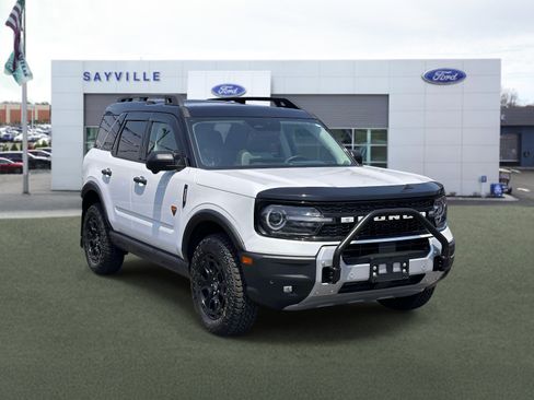 Used 2025 Ford Bronco Sport Badlands w/ Sasquatch Badlands Package AWD/4WD image 6