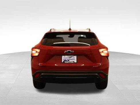New 2026 Chevrolet Trax RS w/ Driver Confidence Package FWD image 4