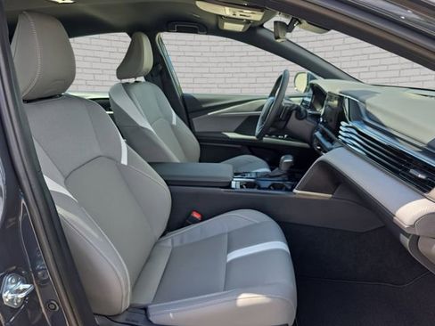 Used 2026 Toyota Camry SE w/ Convenience Package FWD image 11