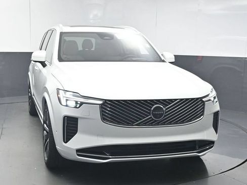 Used 2026 Volvo XC90 B6 Ultra w/ Protection Package Premier AWD/4WD image 3