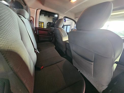 Used 2013 RAM 1500 Express image 16