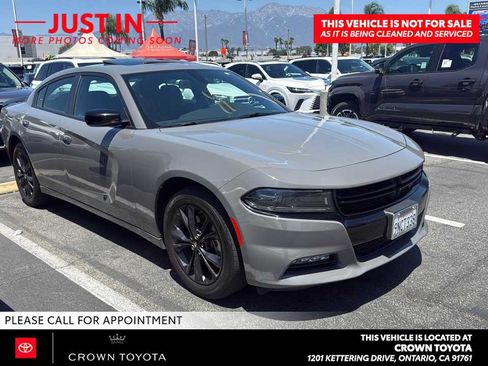 Used 2023 Dodge Charger SXT w/ Blacktop Package AWD/4WD image 3