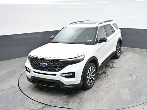 Used 2020 Ford Explorer ST w/ Premium Technology Package AWD/4WD image 16