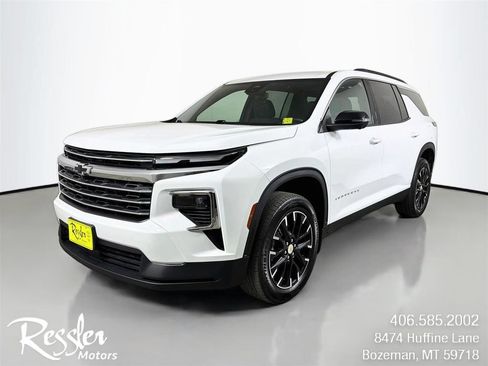 Used 2025 Chevrolet Traverse LT w/ Sun and Wheel Package AWD/4WD image 1