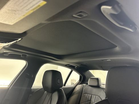 Used 2025 BMW 530i image 15