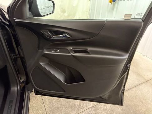 Used 2020 Chevrolet Equinox LT AWD/4WD image 29