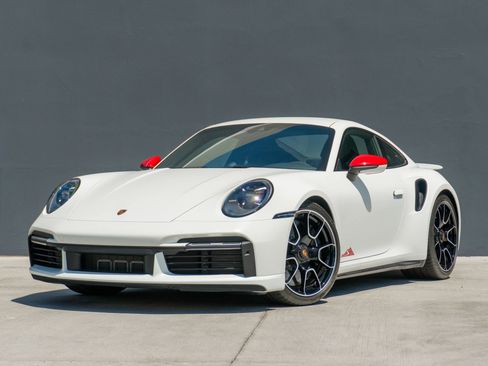 Used 2024 Porsche 911 GT3 RS image 3