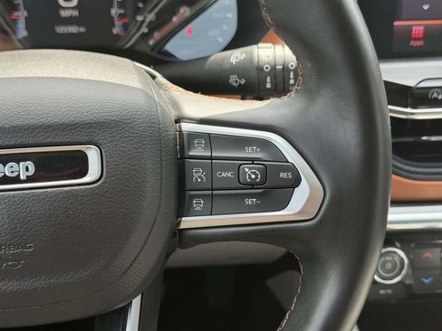 Used 2022 Jeep Compass Limited AWD/4WD image 10