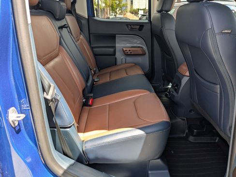 Used 2024 Ford Maverick Lariat w/ FX4 Off-Road Package AWD/4WD image 32
