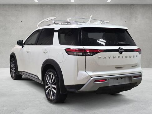 Used 2022 Nissan Pathfinder Platinum w/ Cargo Package FWD image 14