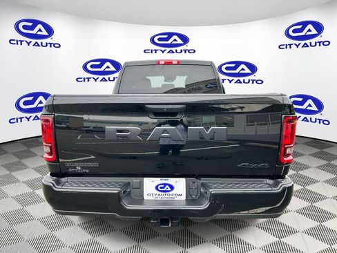 Used 2025 RAM 2500 Big Horn AWD/4WD image 5