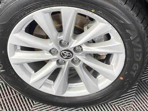 Used 2024 Toyota Corolla SE FWD image 29