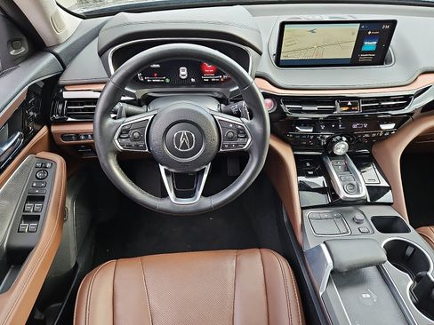 Used 2023 Acura MDX SH-AWD w/ Technology Package image 11